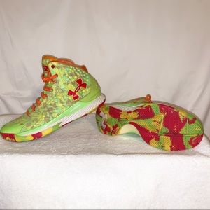 Women under armour high top sneaker tennis